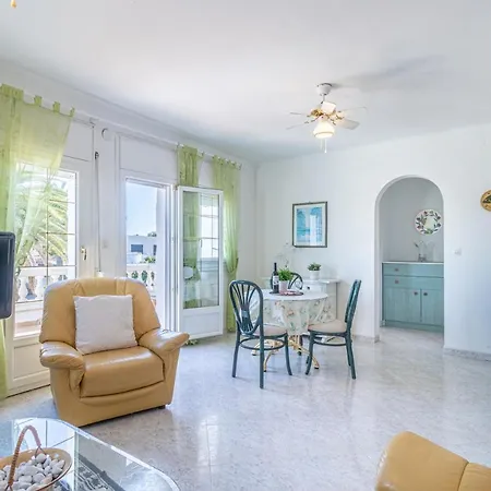Apart-rent Cap Ras 0037 * Empuriabrava